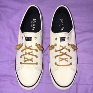 Low-Top Sperrys